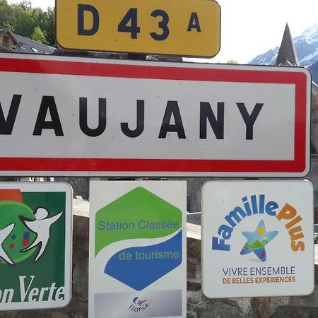 63 Route Du Rochas Apartman Vaujany Kültér fotó